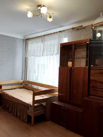 Героїв Крут вул. (Черепіна), 64