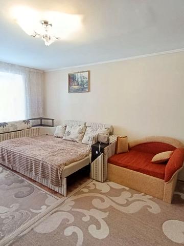 Чорновола вул., 182б