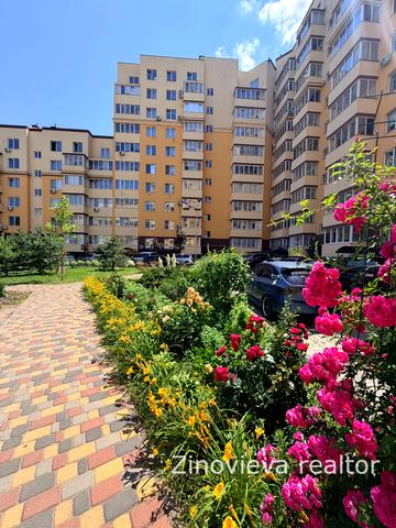 Бишівська вул., (Будинок 14)