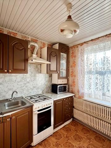 15 м-н Мікрорайон, 33