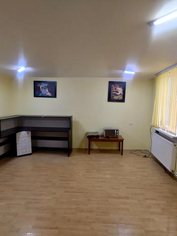 Радість вул., 5