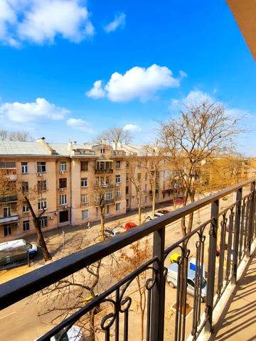 Новосельського вул., 19
