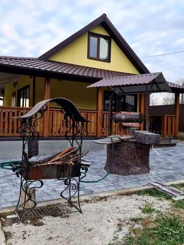 Новоселів