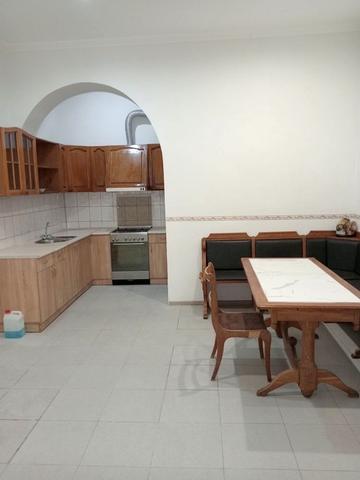 Пастера вул., 38