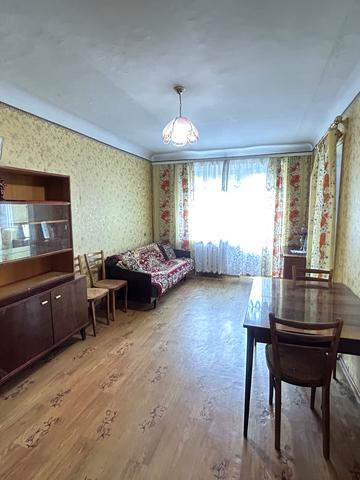 Кам'янецька вул., 111