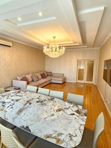 Старонаводницька вул., 6-Б