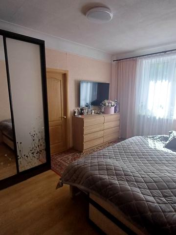 Криворізька вул., 30