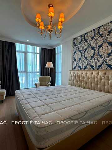 Андрія Верхогляда вул. (Михайла Драгомирова), 16