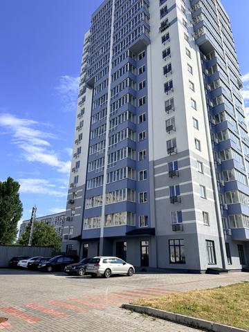 Героїв Дніпра вул., (Будинок)