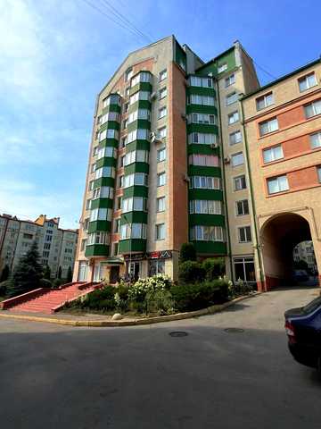 Героїв Майдану вул. (Червоноармійська), 55