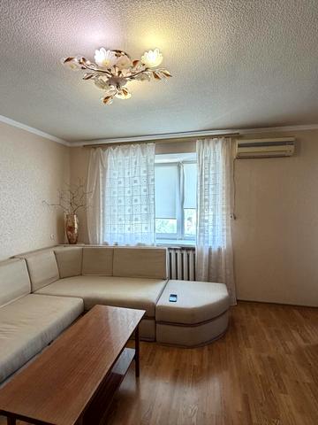 Знамянська вул. (Прапорна), 3