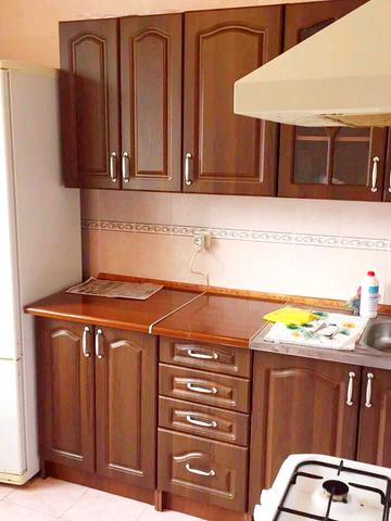 Гідропаркова вул., 11