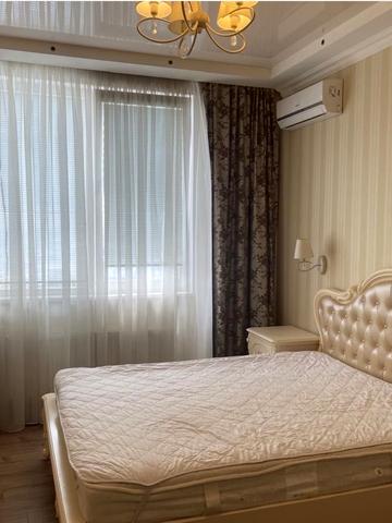 Миколаївська вул. (Короленка), 23