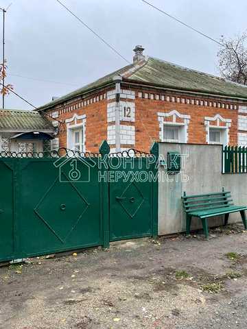 Незалежності України вул., 12