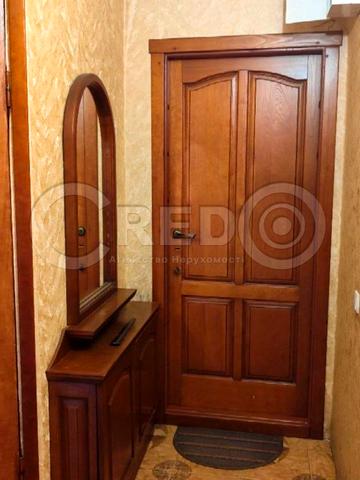 Степана Бандери вул. (Костенка), 31