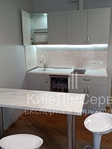 Камянська вул. (Дніпродзержинська), 128