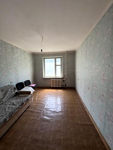Дніпровські Пороги вул., 19