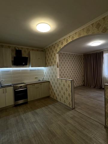 Осіння вул., 4