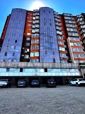 Мостобудівників вул., 18