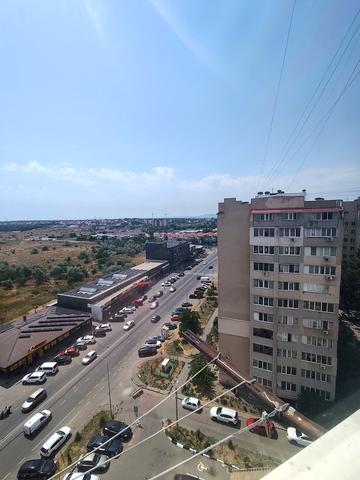 Академіка Сахарова вул., 34