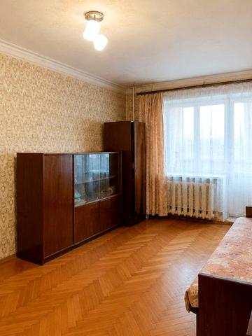 Северина Потоцького пров. (Сімнадцятого Партзїзду), 14