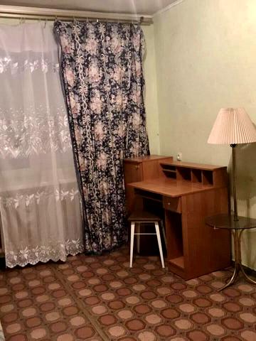 Тополева вул., 6