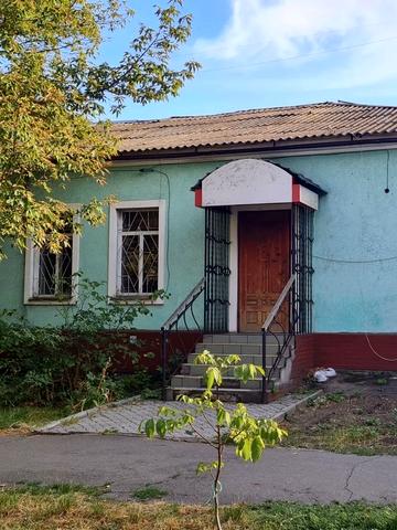 Шнеєрсона вул., 33