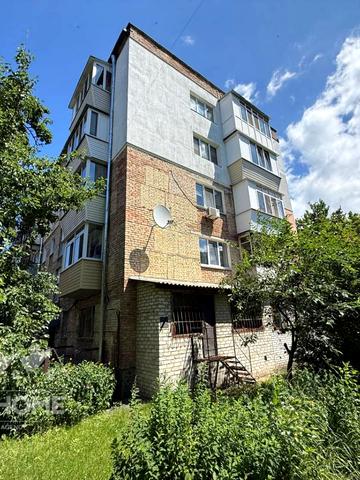 Дніпровська вул., 4
