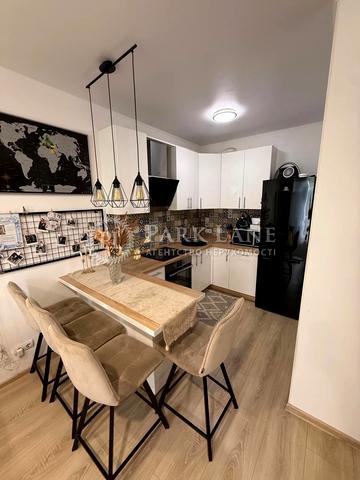 Регенераторна вул., 4 к16