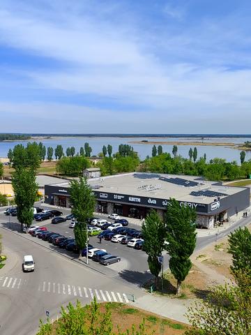 Дніпровський просп., 4