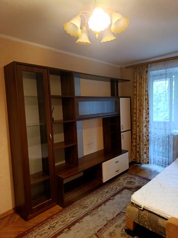 Олени Теліги вул., 15