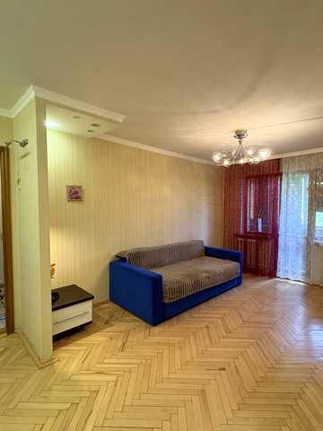 Миколи Василенка вул., 4