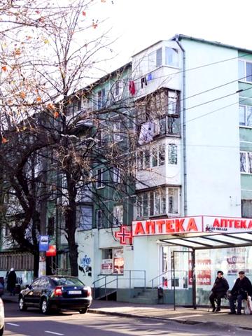 Адміральський просп. (Патріса Лумумби), 35