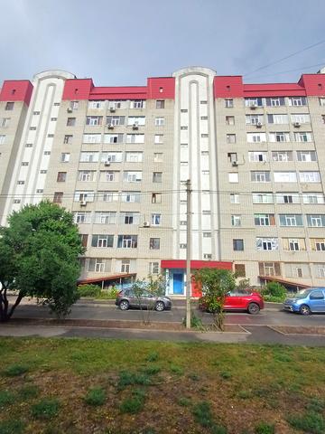 Лебединська вул., 5