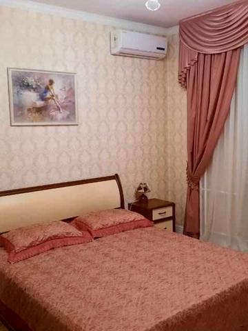 Старокозацька вул. (Комсомольська), 42