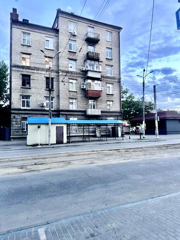 Пастера вул., 12