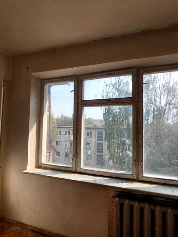 Данила Галицького бульв., 22