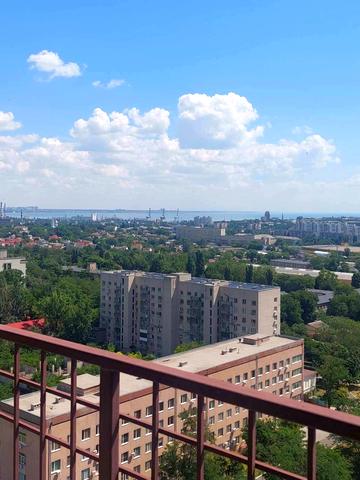 Одеська вул., 45