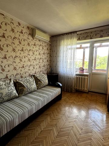 Алматинська вул. (Алма-Атинська), 2