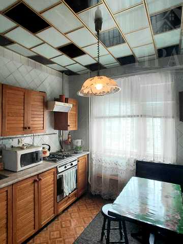 Героїв Крут вул. (Черепіна), 62