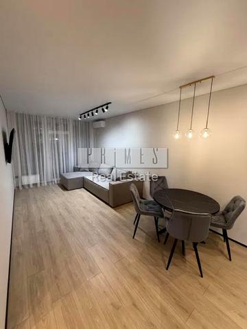 Берестейський просп. (Перемоги), 11 к1