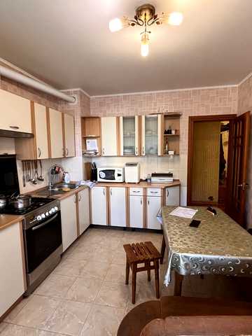 Паркова вул., 79