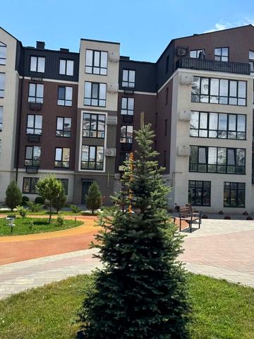 Академіка Сахарова вул., 52-В