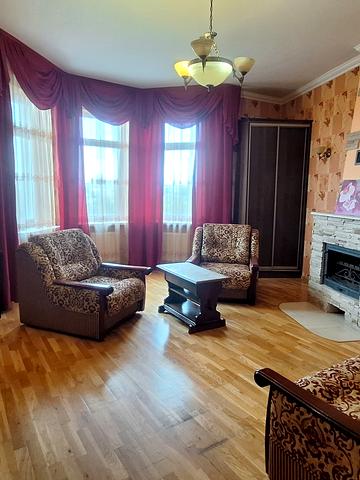Соняшникова вул., 20а