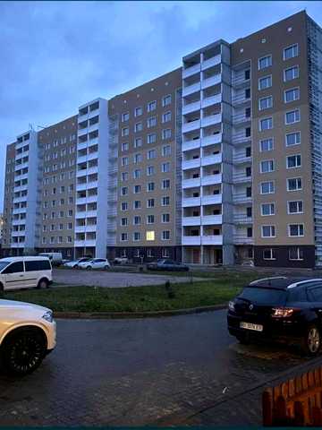 Сергія Параджанова вул., 5