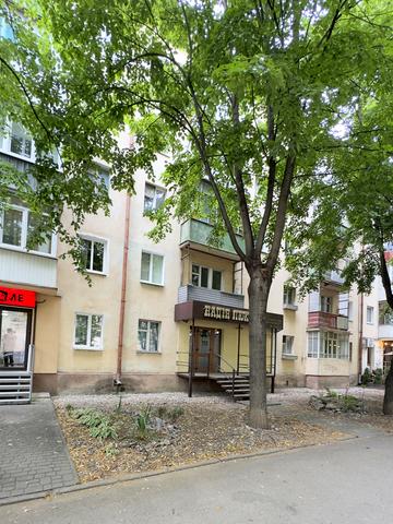 Північний бульв., 8