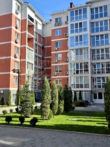 Гетьманська вул., 9
