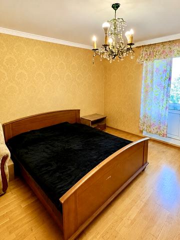 Ігоря Юхновського вул. (Сулеймана Стальського), 30