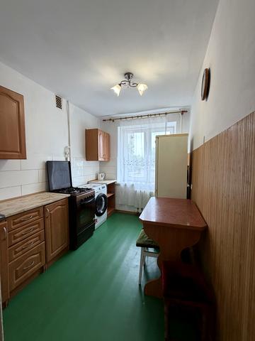 Євгена Патона вул., 2/2
