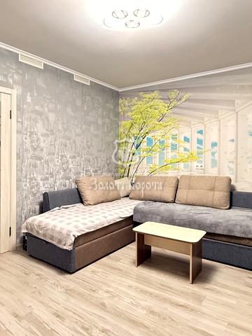 Тарасівська вул., 21
